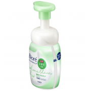 KAO Biore Marshmallow Whip Acne Care Пенка для умывания кожи, склонной к акне, цветочный аромат, диспенсер, 150 мл KAO Biore Marshmallow Whip Acne Care Пенка для умывания кожи, склонной к акне, цветочный аромат, диспенсер, 150 мл