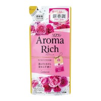 Кондиционер-ополаскиватель для белья Lion Soflan Aroma Rich Catherine с ароматом натуральных масел (женский аромат), 400 мл, мягкая упаковка