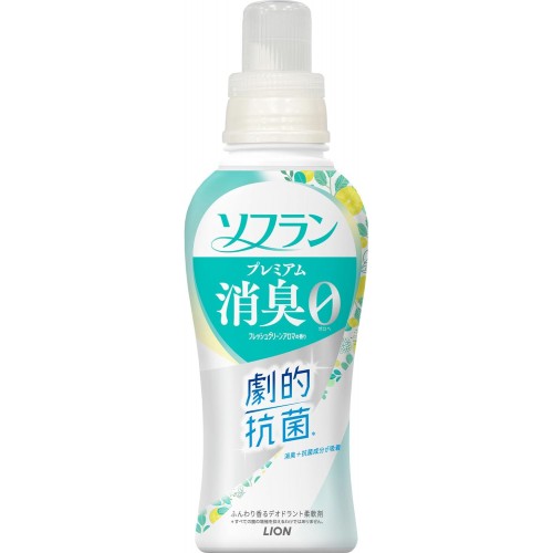 Кондиционер для белья SOFLAN с мощным антибактериальным эффектом для защиты от неприятного запаха LION Premium Deodorizer 018, натуральный фруктовый аромат