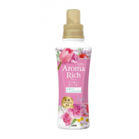 LION Aroma Rich Layla Кондиционер для белья с фруктово-цветочным ароматом