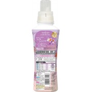 LION Aroma Rich Fig & Lilac Кондиционер для белья с ароматом инжира и сирени, 400 мл LION Aroma Rich Fig & Lilac Кондиционер для белья с ароматом инжира и сирени, 400 мл
