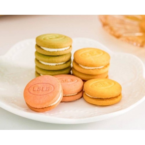 Печенье-сэндвич Макарон с клубничным вкусом и взрывной карамелью GANG-FU, 80 г, (стаканчик) Печенье-сэндвич Макарон с клубничным вкусом и взрывной карамелью GANG-FU, 80 г, (стаканчик)