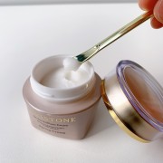 Драгоценный крем для лица с частицами золота HARISTONE Spring Cream Драгоценный крем для лица с частицами золота HARISTONE Spring Cream