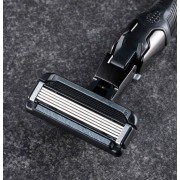 KAI AUGER Безопасная мужская бритва с 5-ю лезвиями (6 сменных кассет) KAI AUGER Безопасная мужская бритва с 5-ю лезвиями (6 сменных кассет)