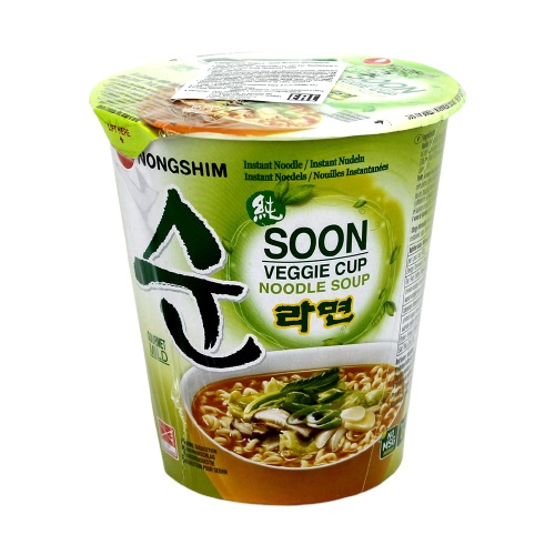 Лапша быстрого приготовления 'Нонгшим' Сун Веги овощная (стакан) 67 г