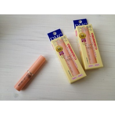 Лекарственный увлажняющий крем для губ DHC Lip Cream Лекарственный увлажняющий крем для губ DHC Lip Cream