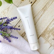 Очищающая плацентарная пенка с морским илом La PRECIA Creamy Wash Очищающая плацентарная пенка с морским илом La PRECIA Creamy Wash