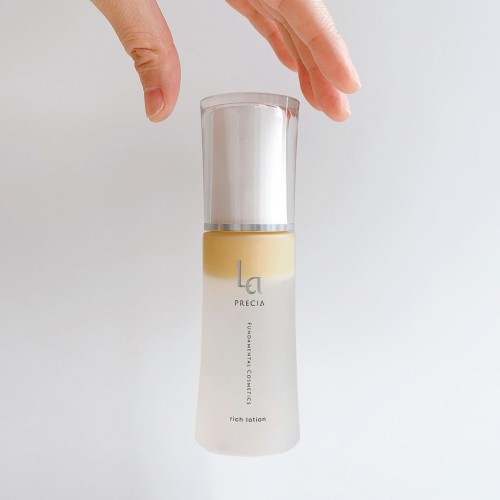 Плацентарный лосьон ультра 3 в 1 La PRECIA Rich Lotion Плацентарный лосьон ультра 3 в 1 La PRECIA Rich Lotion