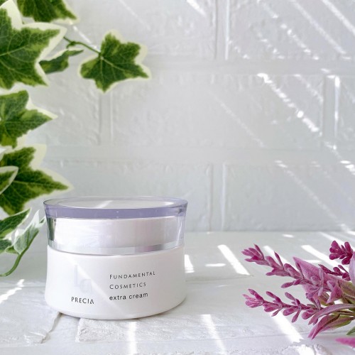 Интенсивный крем Экстра с липидами плаценты La PRECIA Extra Cream Интенсивный крем Экстра с липидами плаценты La PRECIA Extra Cream