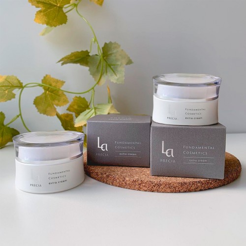 Интенсивный крем Экстра с липидами плаценты La PRECIA Extra Cream Интенсивный крем Экстра с липидами плаценты La PRECIA Extra Cream