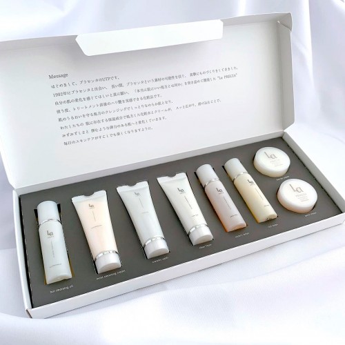 UTP La PRECIA 3 Days Trial Set Мининабор плацентарной косметики из 8 средств UTP La PRECIA 3 Days Trial Set Мининабор плацентарной косметики из 8 средств