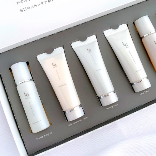 UTP La PRECIA 3 Days Trial Set Мининабор плацентарной косметики из 8 средств UTP La PRECIA 3 Days Trial Set Мининабор плацентарной косметики из 8 средств