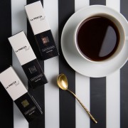 Жидкая тональная основа-вуаль La PRECIA Veil Liquid Foundation (ОCHRA) SPF12 Жидкая тональная основа-вуаль La PRECIA Veil Liquid Foundation (ОCHRA) SPF12