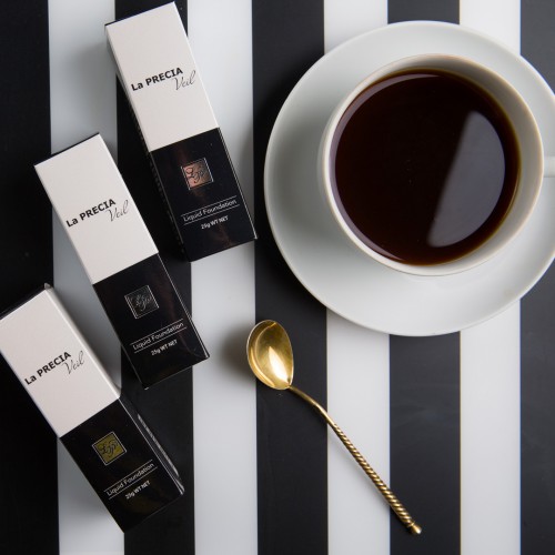 Жидкая тональная основа-вуаль La PRECIA Veil Liquid Foundation (ОCHRA) SPF12 Жидкая тональная основа-вуаль La PRECIA Veil Liquid Foundation (ОCHRA) SPF12