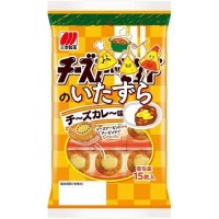 Японские рисовые снеки Сэмбей со вкусом сырного карри Sanko Seika